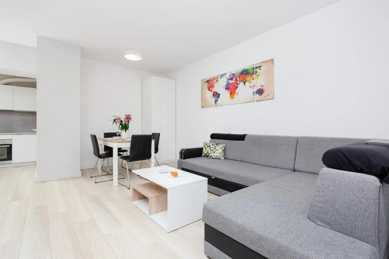 City Center Apartments Hoza By Noclegi Renters Warsaw