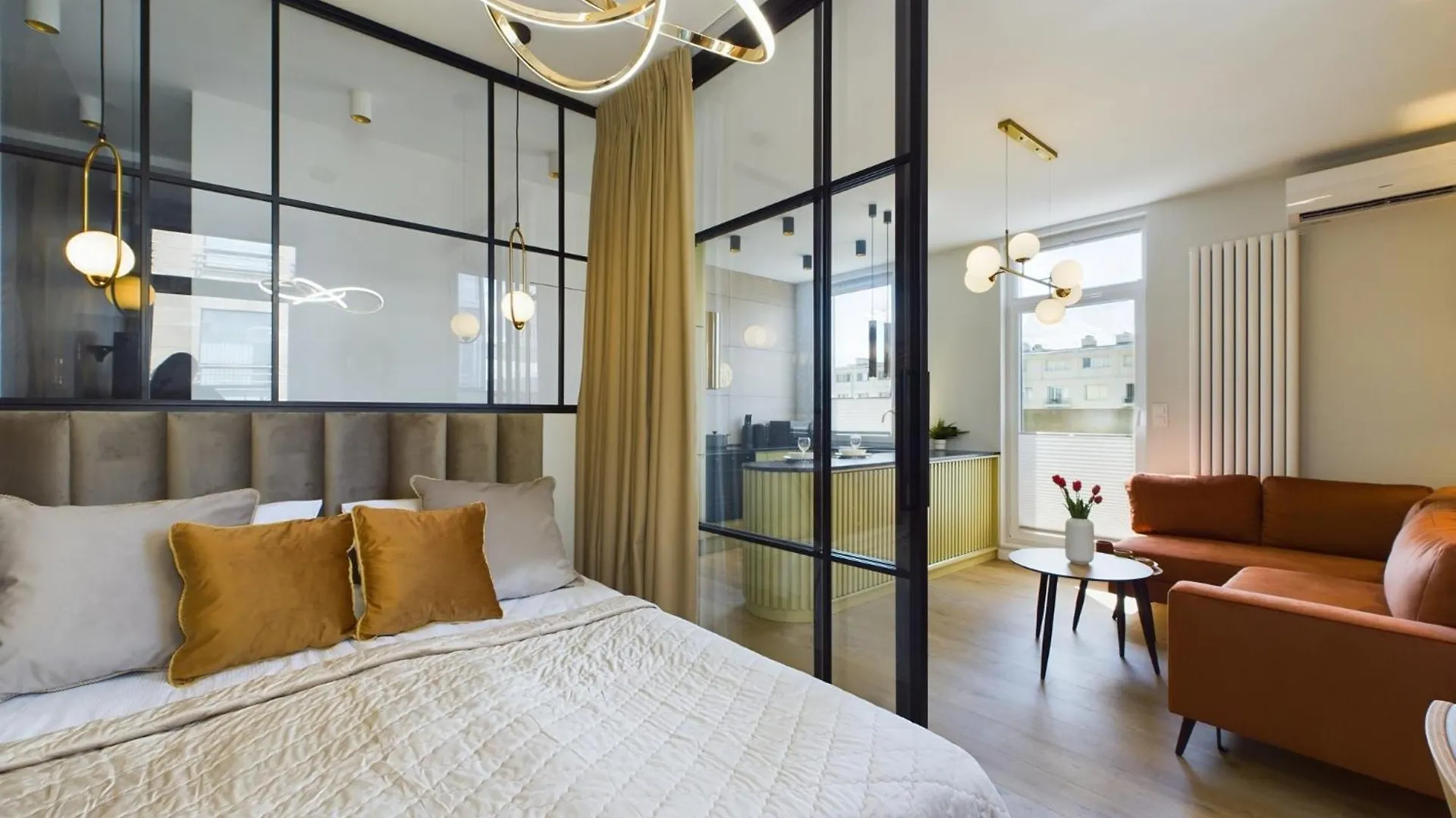City Center Apartments Hoza By Noclegi Renters Warsaw