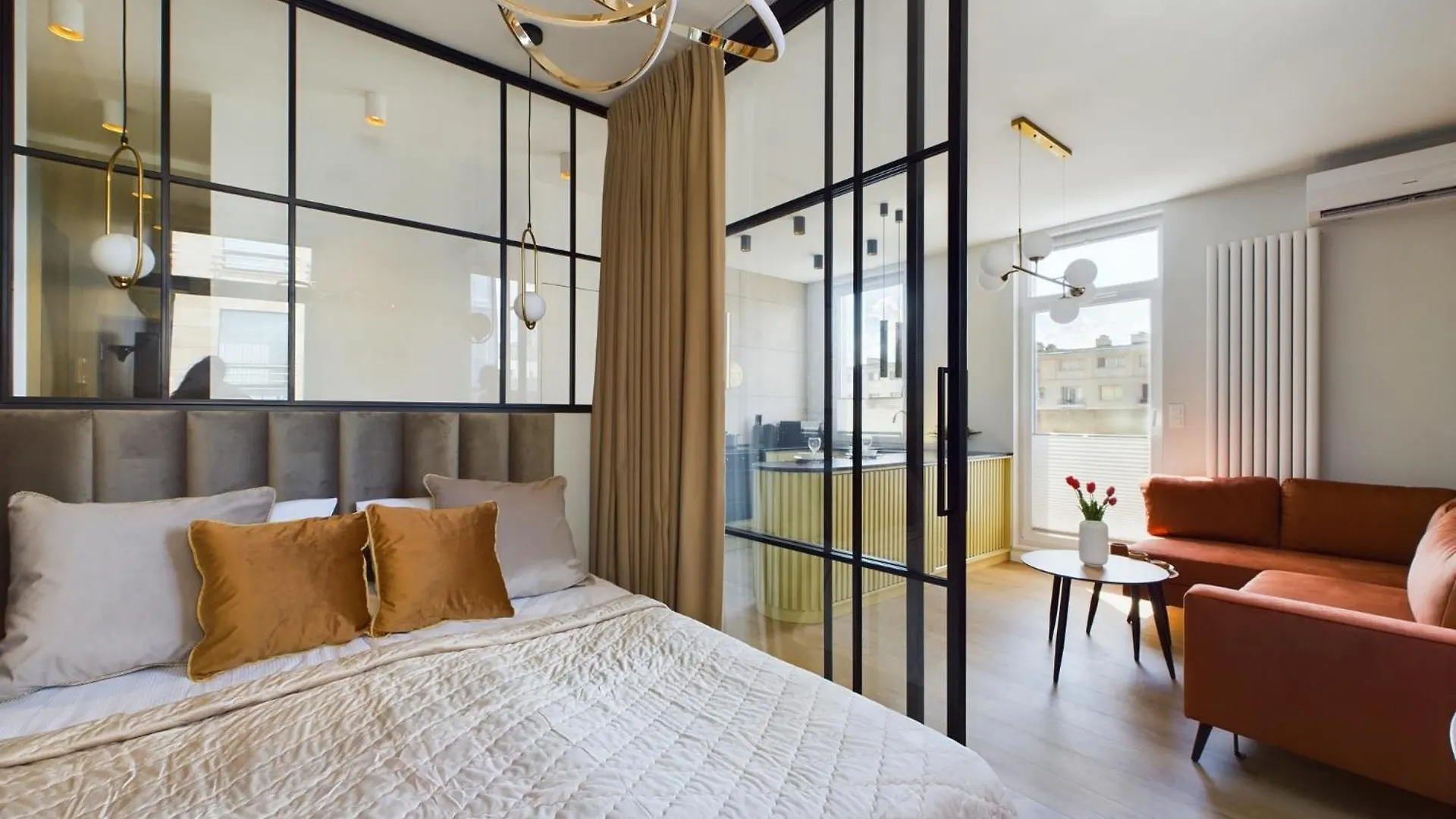 City Center Apartments Hoza By Noclegi Renters Warsaw