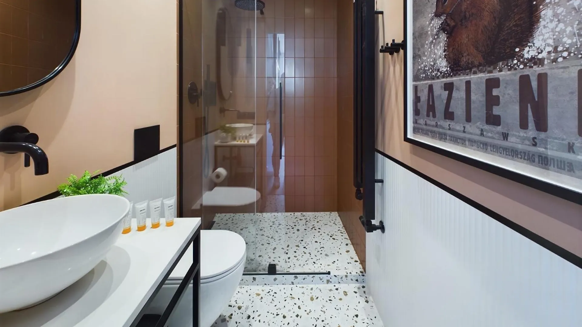 City Center Apartments Hoza By Noclegi Renters Warsaw 0*,