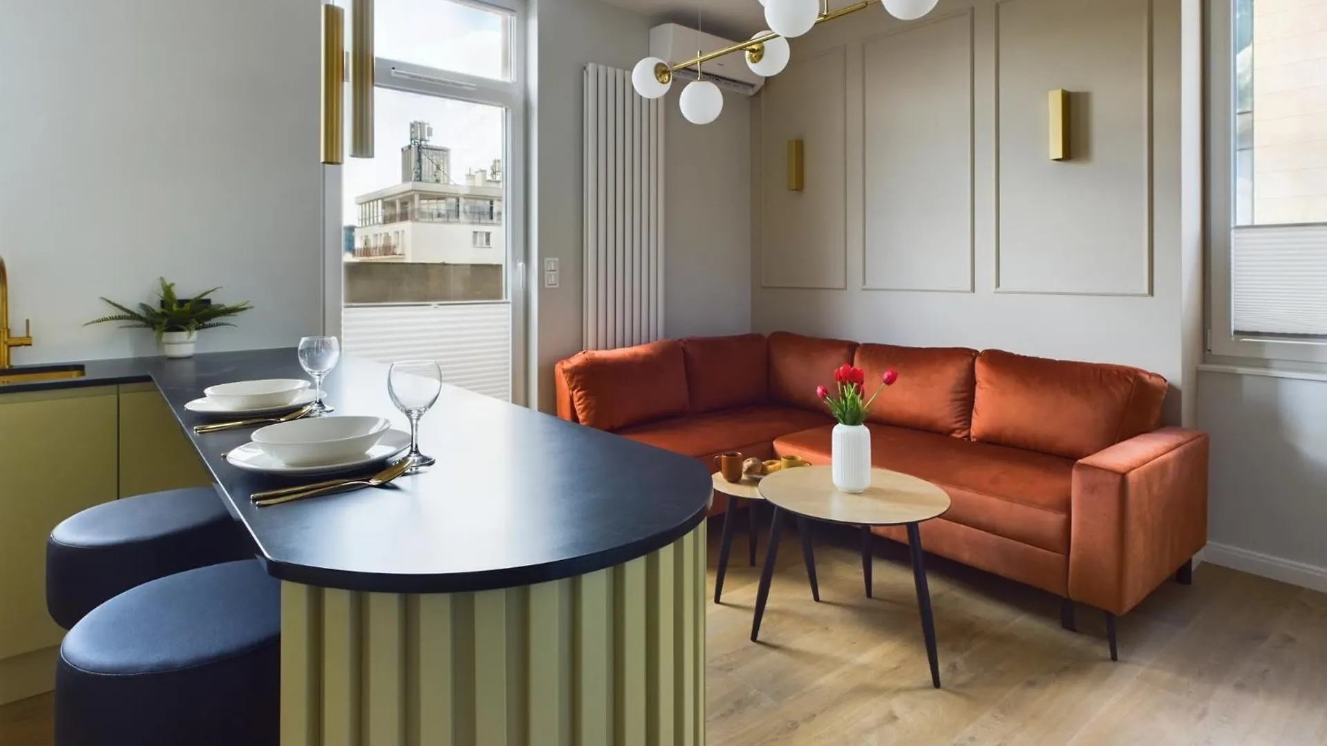 City Center Apartments Hoza By Noclegi Renters Warsaw 0*,  Poland